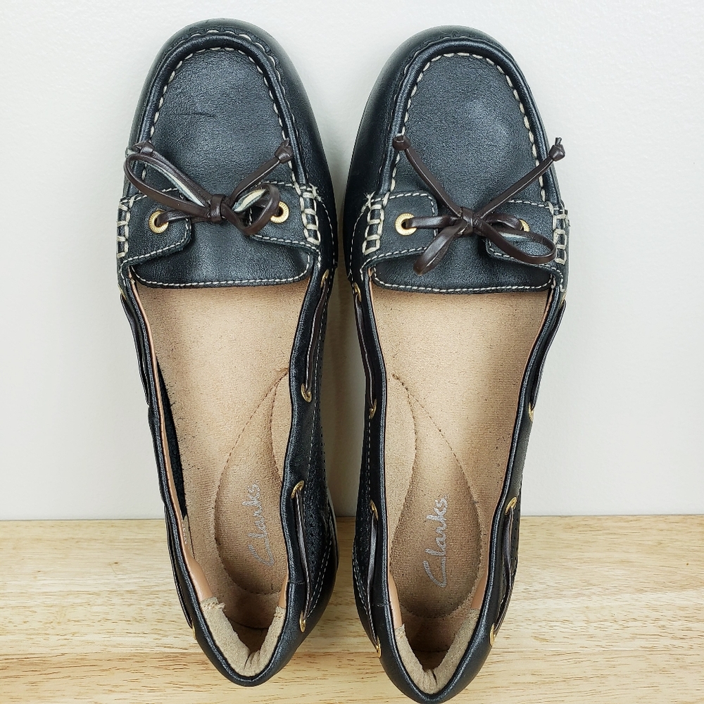 Clarks Leather Moccasin Loafer Flat Shoes Sz 7